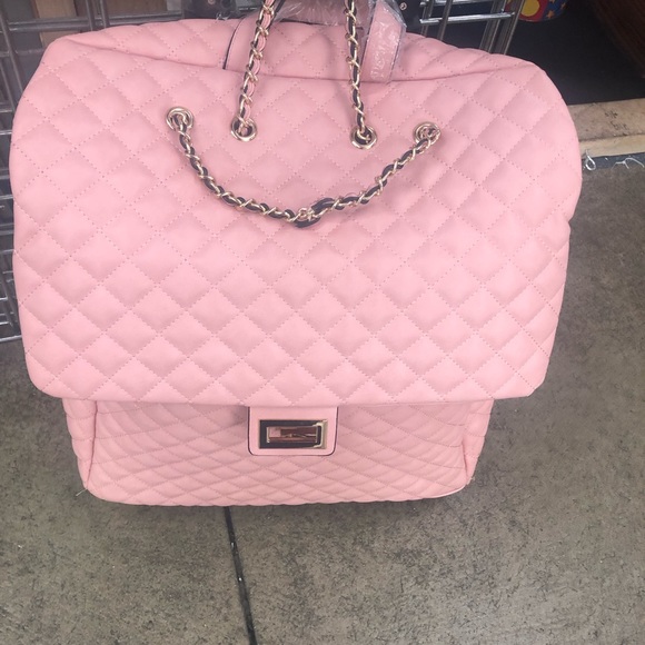 Roller Bag - Picture 2 of 7